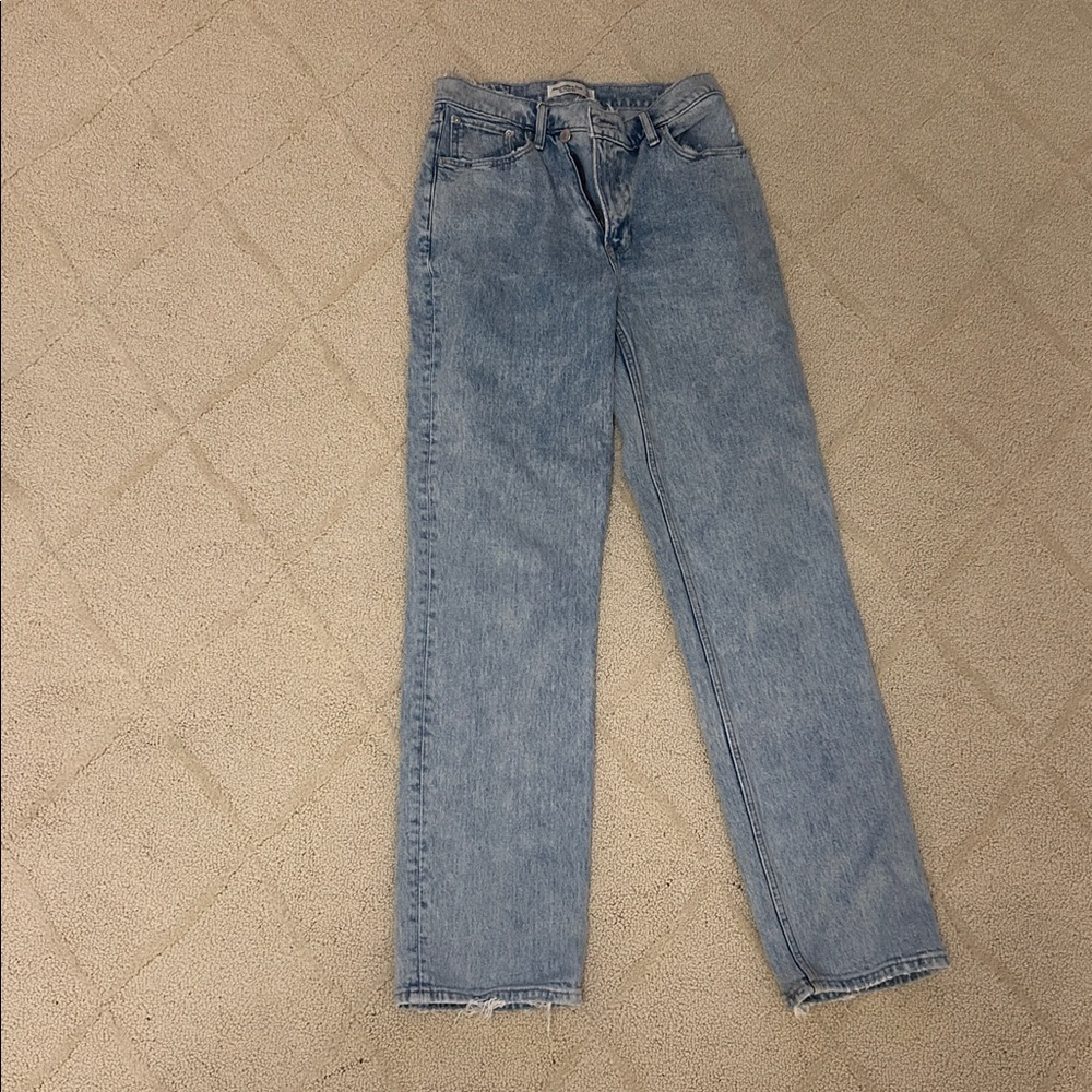Abercrombie & Fitch Light Blue the 90s Straight Ultra High Rise